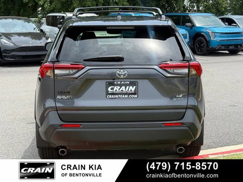 Used 2025 Toyota RAV4 LE AWD/4WD image 6