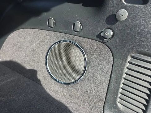 Used 2019 Jeep Grand Cherokee Altitude image 48