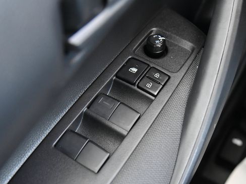 Used 2025 Toyota Corolla LE w/ Convenience Package FWD image 33