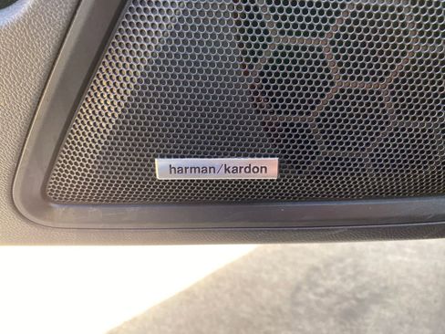 Used 2023 Subaru Outback Limited image 16