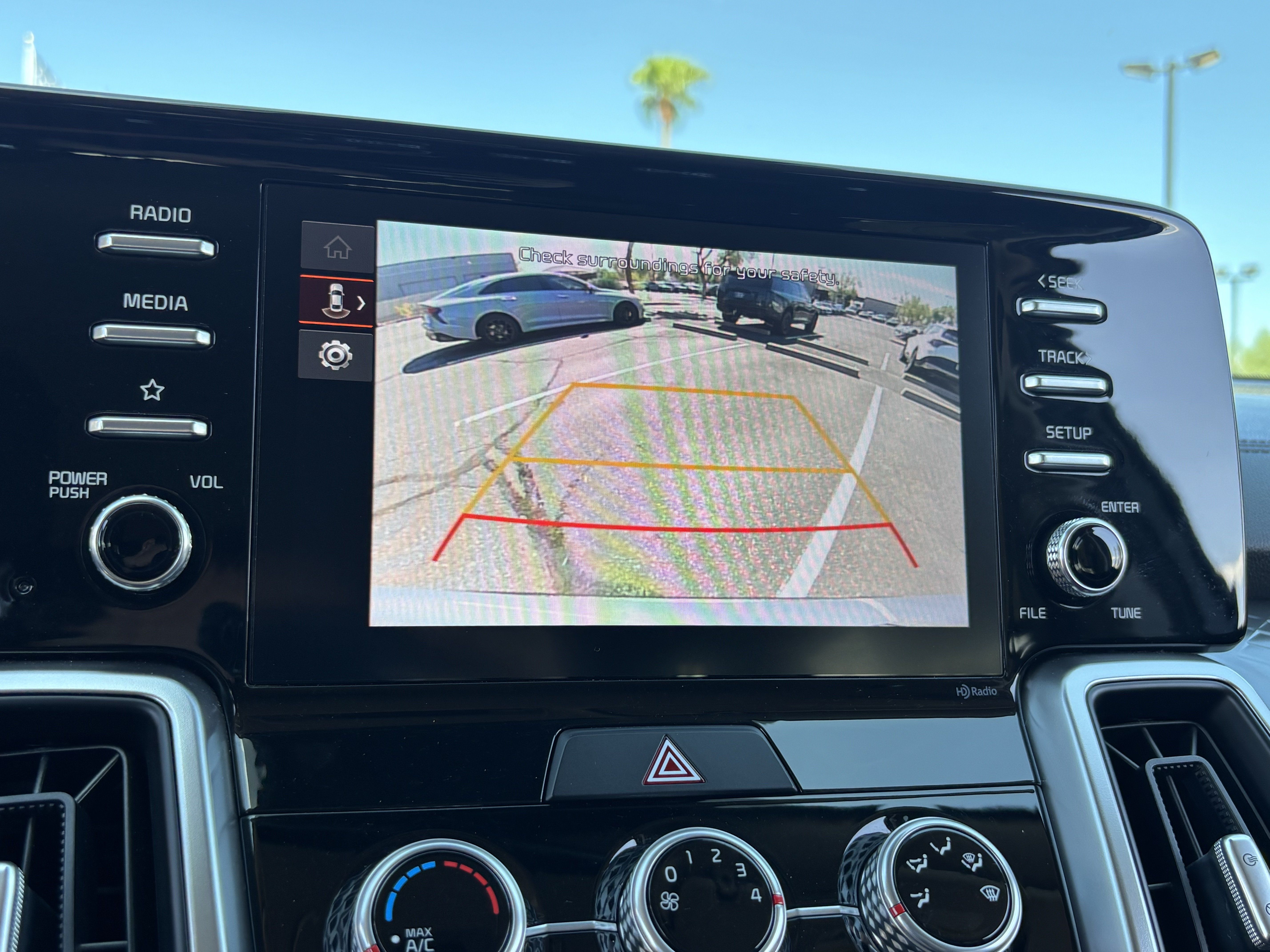 Certified 2022 Kia Sorento LX FWD image 21