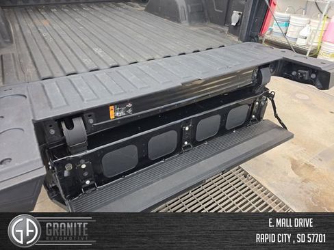 Used 2021 Chevrolet Silverado 1500 LT Trail Boss w/ Convenience Package II image 37