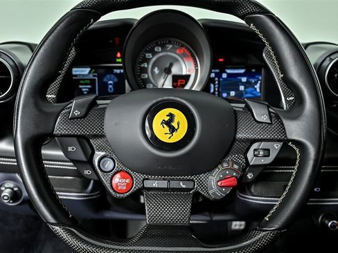 Used 2021 Ferrari F8 Tributo RWD image 32