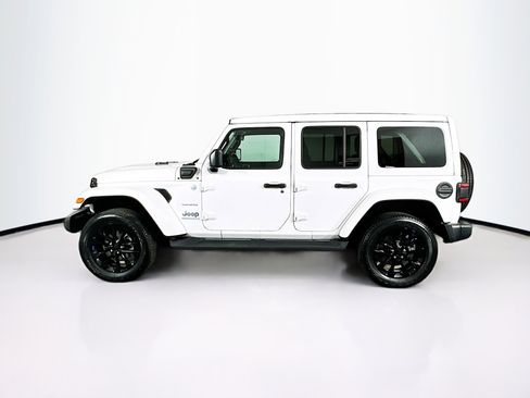 Used 2023 Jeep Wrangler Sahara w/ Cold Weather Group image 4