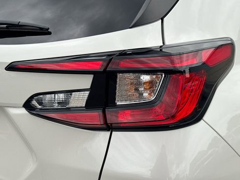 Certified 2024 Subaru Crosstrek 2.0i Premium AWD/4WD image 32