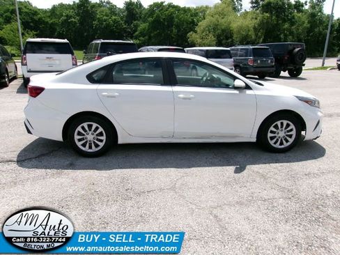 Used 2022 Kia Forte Sedan FWD image 5