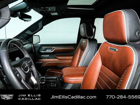 Used 2023 GMC Sierra 1500 Denali Ultimate AWD/4WD image 5