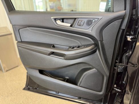 Used 2023 Ford Edge Titanium w/ Cargo Accessory Package AWD/4WD image 19