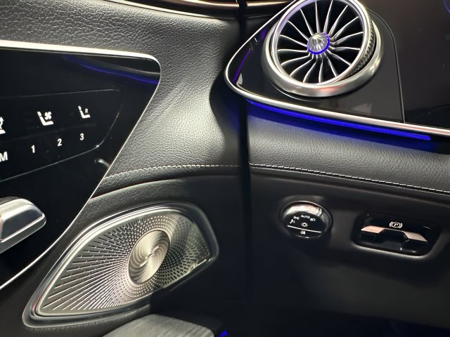 Certified 2023 Mercedes-Benz EQS 580 4MATIC SUV image 14