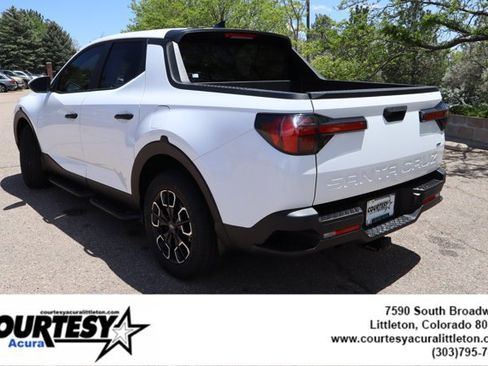 Used 2024 Hyundai Santa Cruz SEL AWD/4WD image 3