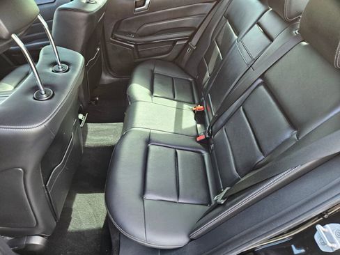 Used 2016 Mercedes-Benz E 350 Sedan w/ Premium Package image 20