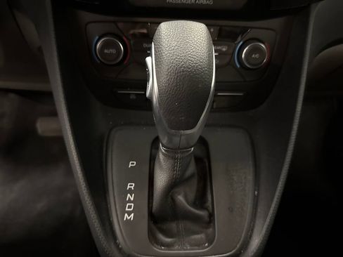 Used 2022 Ford Transit Connect XL FWD image 13