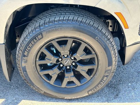 New 2026 Nissan Frontier SV w/ Tow Package RWD image 8