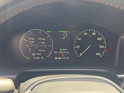 Used 2025 Honda CR-V Sport image 11