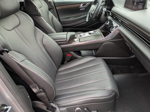 Used 2024 Genesis GV80 2.5T image 11