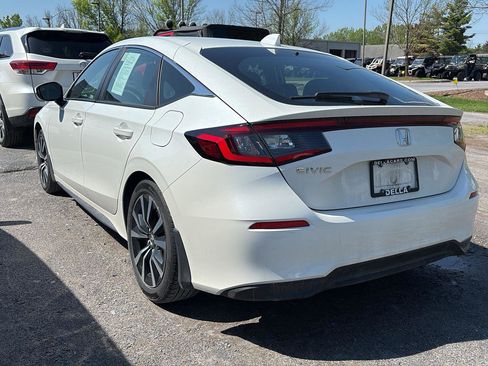 Used 2024 Honda Civic EX-L image 4