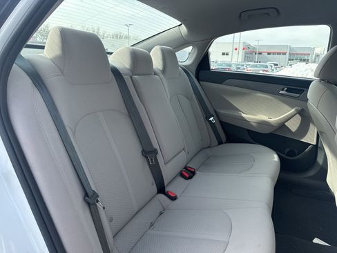 Used 2018 Hyundai Sonata SE image 14