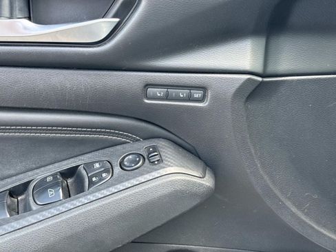 Used 2019 Nissan Altima 2.5 Platinum FWD image 21