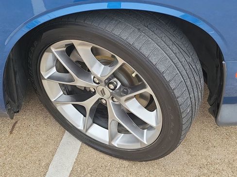 Used 2022 Dodge Challenger GT image 30