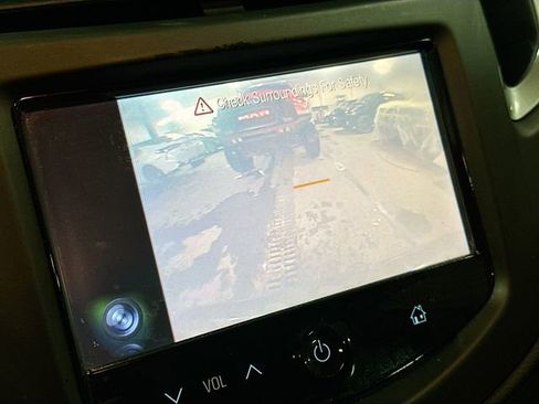 Used 2016 Chevrolet Trax LS image 14