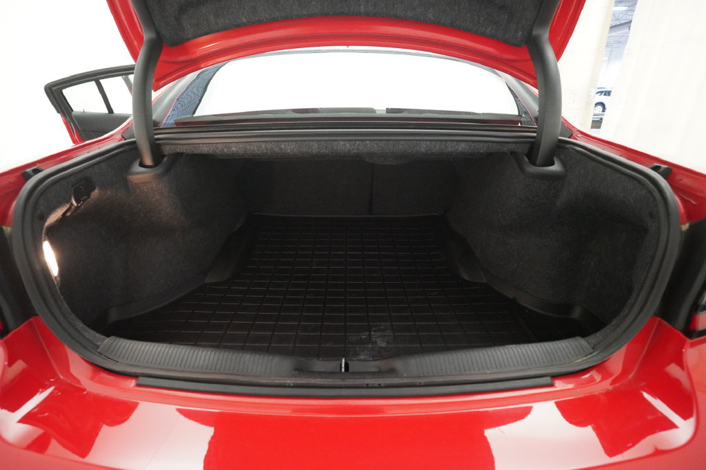 Used 2023 Dodge Charger R/T RWD image 10
