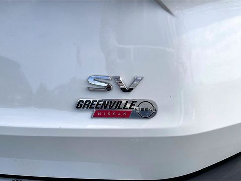 Certified 2023 Nissan Rogue SV w/ SV Premium B Package FWD image 9