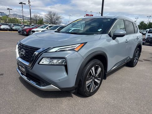 Used 2022 Nissan Rogue Platinum w/ Head-Up Display Package AWD/4WD image 3