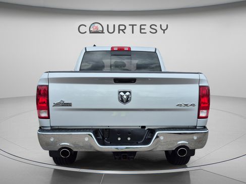 Used 2016 RAM 1500 Big Horn AWD/4WD image 4