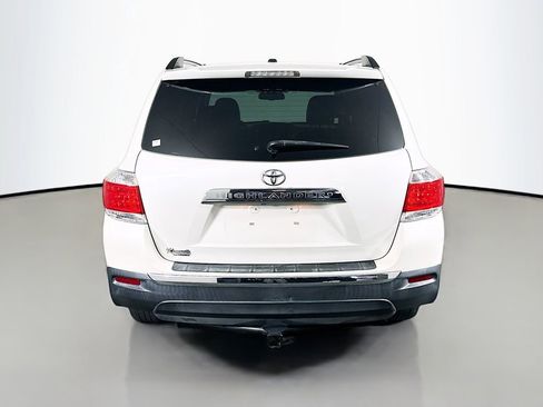 Used 2013 Toyota Highlander Limited image 6