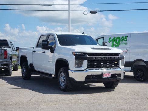 Used 2023 Chevrolet Silverado 2500 W/T w/ WT Convenience Package AWD/4WD image 3