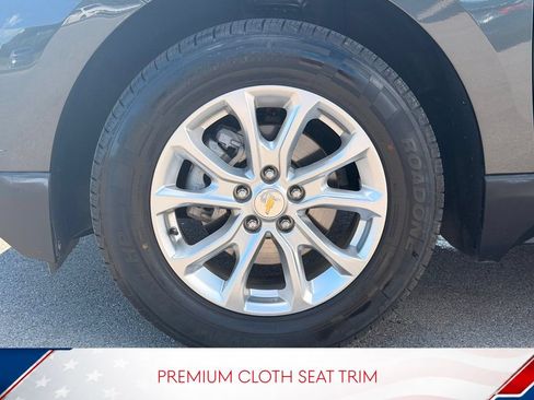 Used 2020 Chevrolet Equinox LT FWD image 9