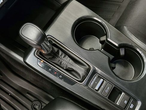 Used 2025 Honda Civic Sport image 25