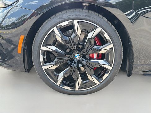 New 2027 BMW 550e xDrive w/ Executive Package AWD/4WD image 40