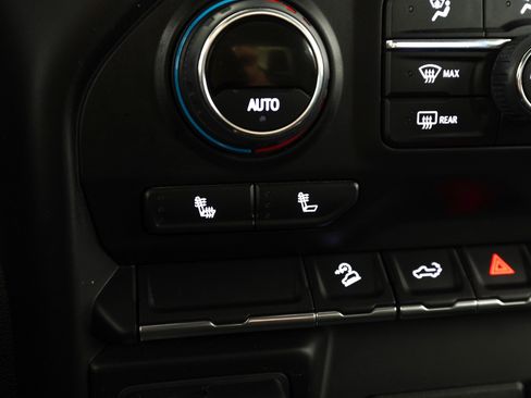 Used 2021 Chevrolet Silverado 1500 LT Trail Boss w/ Bed Protection Package image 23