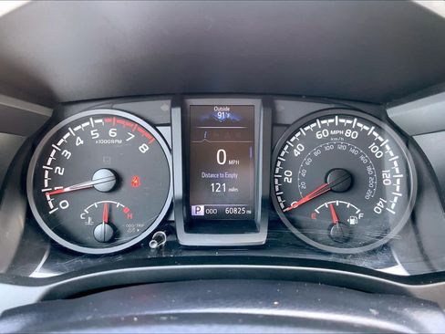 Used 2023 Toyota Tacoma SR RWD image 22