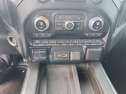 Used 2023 GMC Sierra 2500 AT4 w/ AT4 Preferred Package image 28