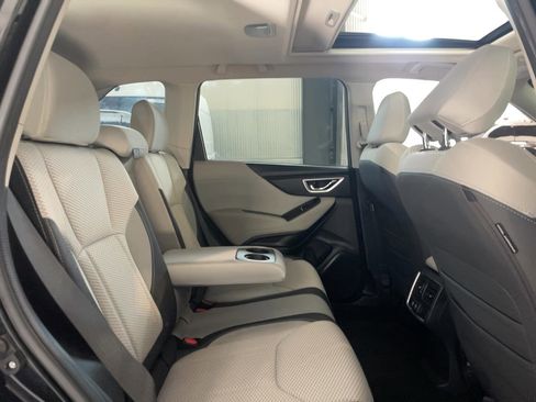 Used 2020 Subaru Forester Premium AWD/4WD image 21