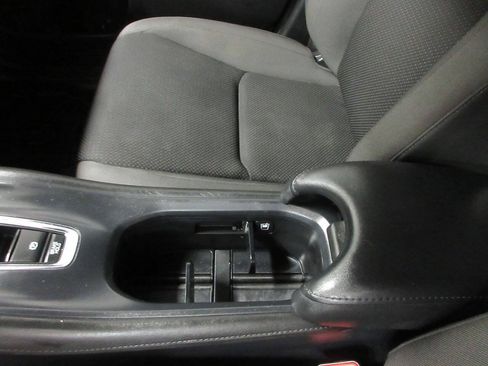 Used 2021 Honda HR-V Sport image 16