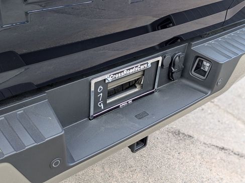 Certified 2025 Ford F150 King Ranch AWD/4WD image 36