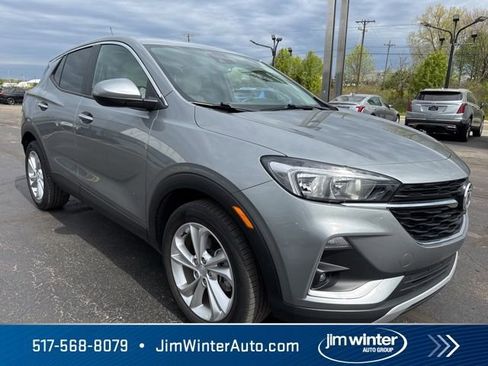 Used 2023 Buick Encore GX Preferred w/ Cold Weather Comfort Package FWD image 4