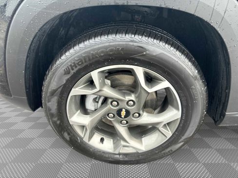 Certified 2024 Chevrolet Trax LT w/ Driver Confidence Package image 32