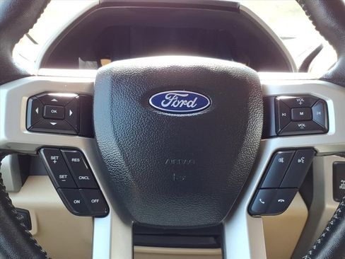 Certified 2019 Ford F250 Lariat w/ Lariat Ultimate Package image 29