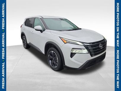 Used 2025 Nissan Rogue SV