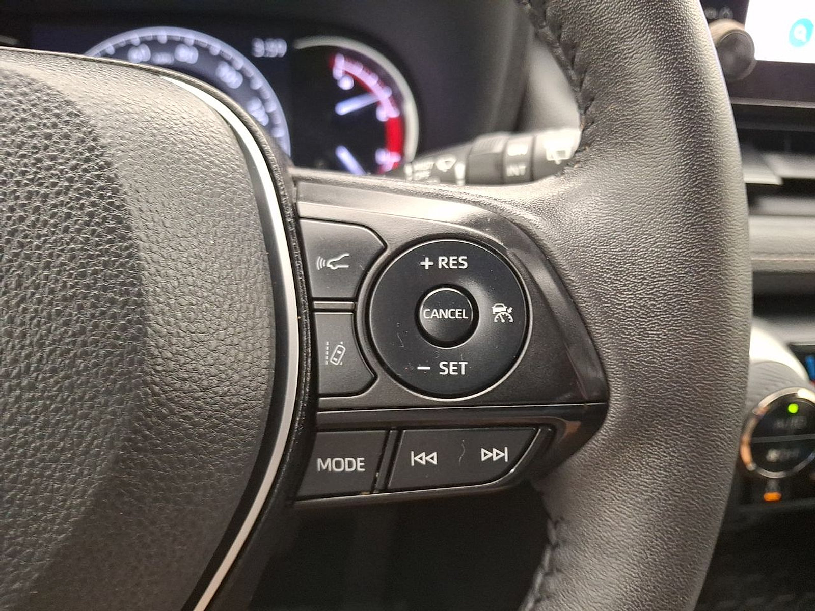 Certified 2023 Toyota RAV4 XLE w/ XLE Grade Weather Package AWD/4WD image 22