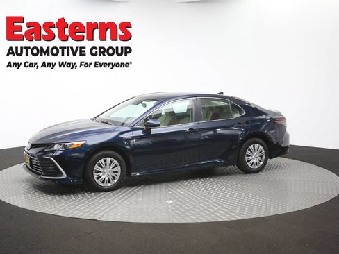 Used 2021 Toyota Camry LE FWD image 56