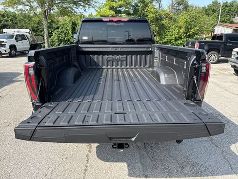 New 2026 GMC Sierra 2500 AT4X AWD/4WD image 9