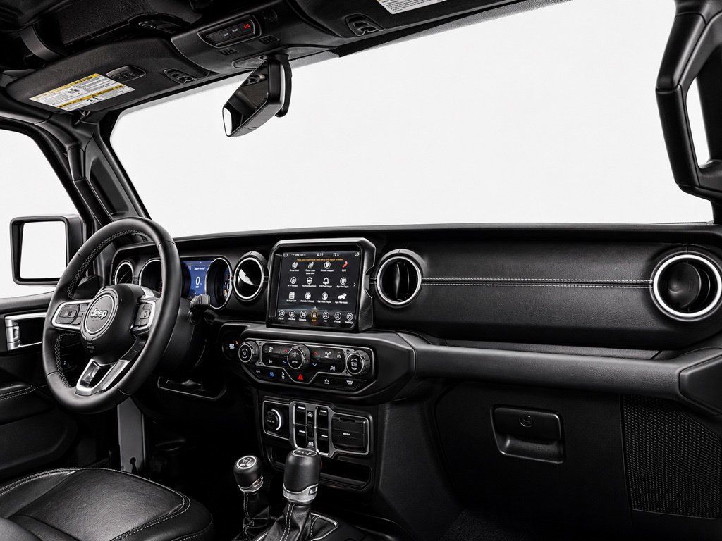 Used 2023 Jeep Wrangler Unlimited Sahara AWD/4WD image 26