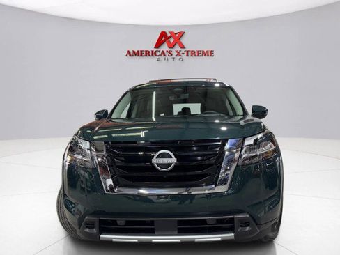 Used 2024 Nissan Pathfinder Platinum w/ Cargo Package image 3