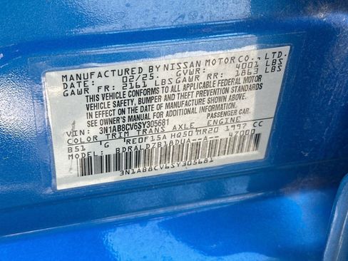 Certified 2025 Nissan Sentra SV FWD image 28