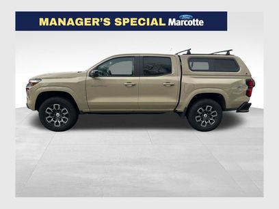 Used 2024 Chevrolet Colorado Z71 w/ Z71 Convenience Package 2